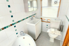 Carriage-1-bathing-Ensuite-bathroom-in-carriage-1-@Coalport-Station-2